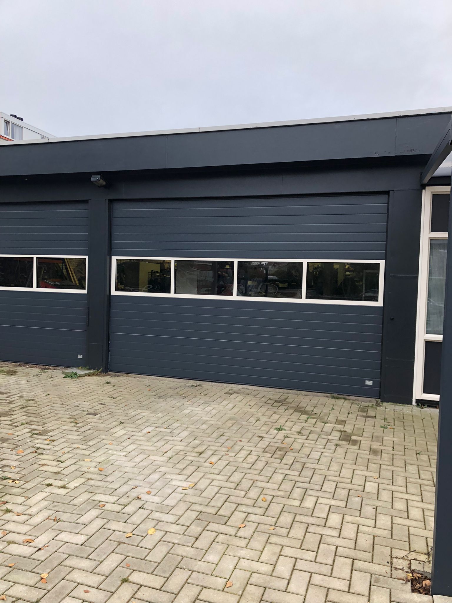 garagedeuren stucco colore