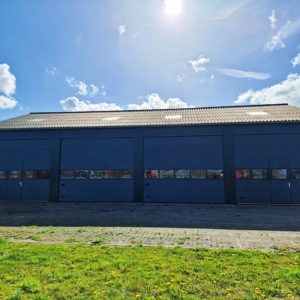 4 nieuwe overheaddeuren gemonteerd door Ton Smit Deuren
