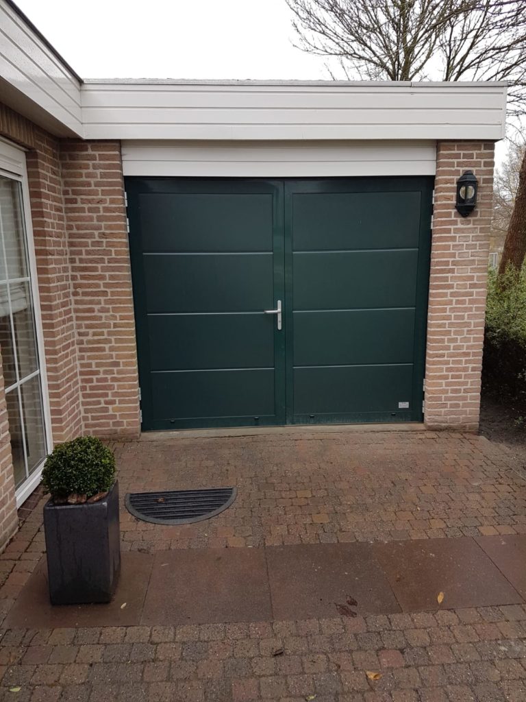 Overzicht mogelijkheden nieuwe garagedeuren Ton Smit Deuren