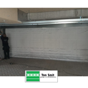 brandwerende rolschermen gemonteerd door Ton Smit Deuren